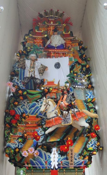 17番山笠 博多リバレインの飾り山 表「智勇誉軍師」